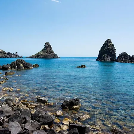 Acquabianca Aci Castello