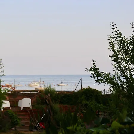 Acquabianca Dom wakacyjny Aci Castello