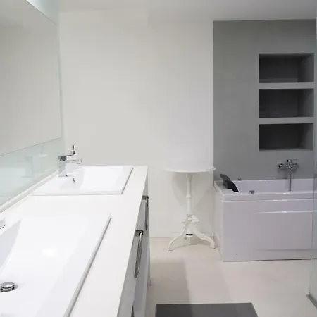 別荘 Acquabianca アーチ・カステッロ