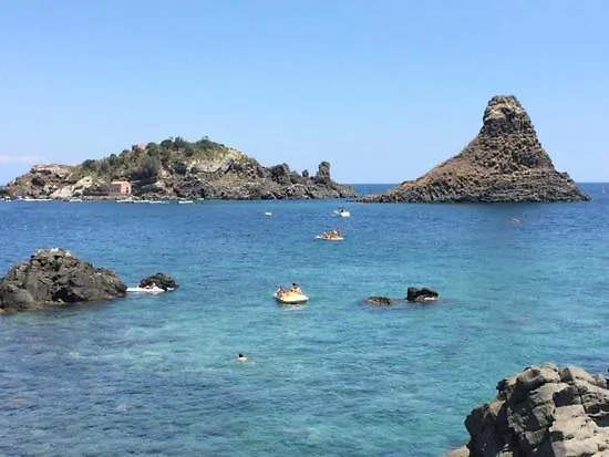Acquabianca Nyaraló